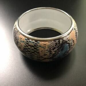 Snake Skin Pattern Fashion Statement Bangle
